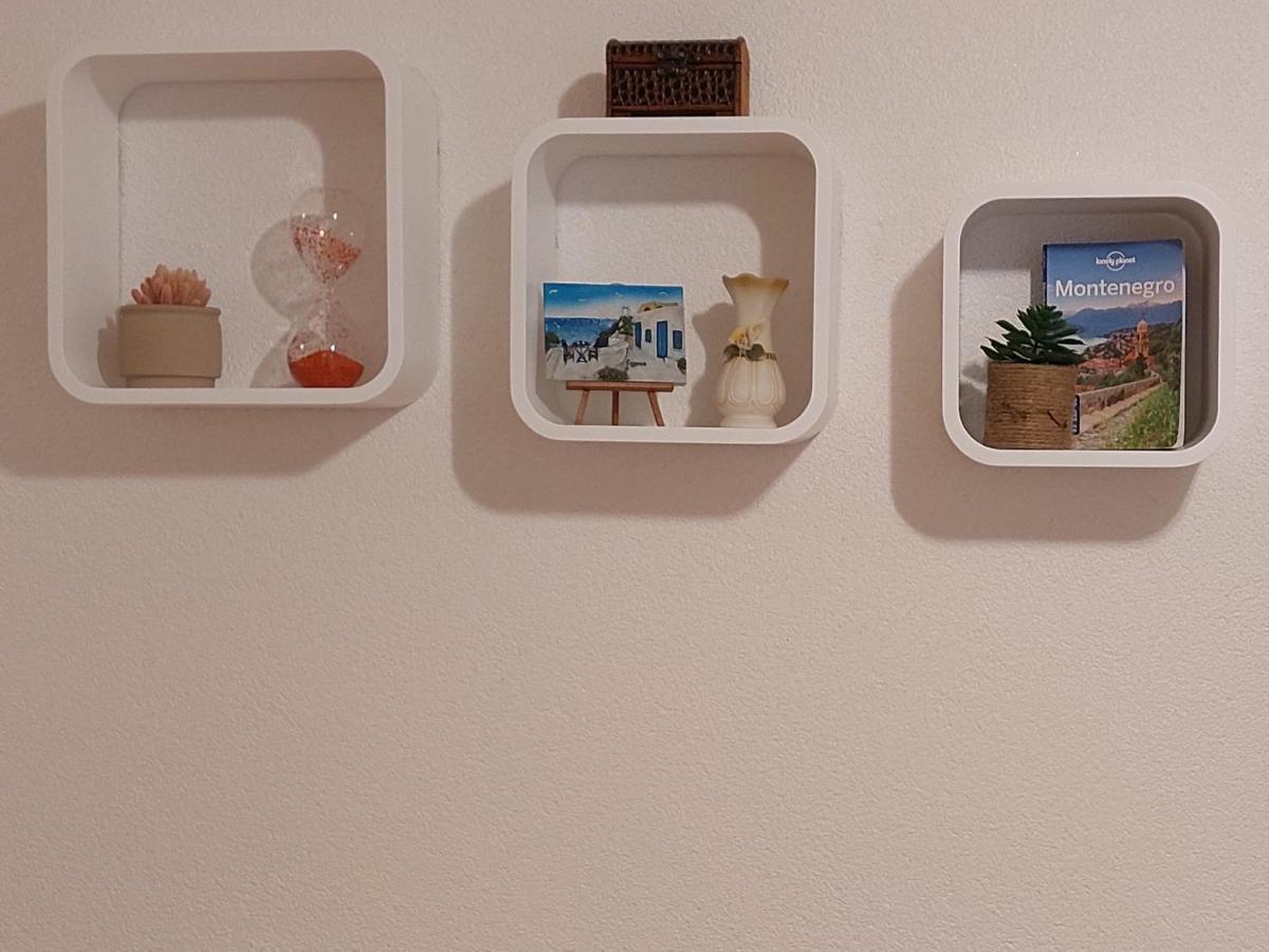 Ljubovic Apartman ポドゴリツァ エクステリア 写真