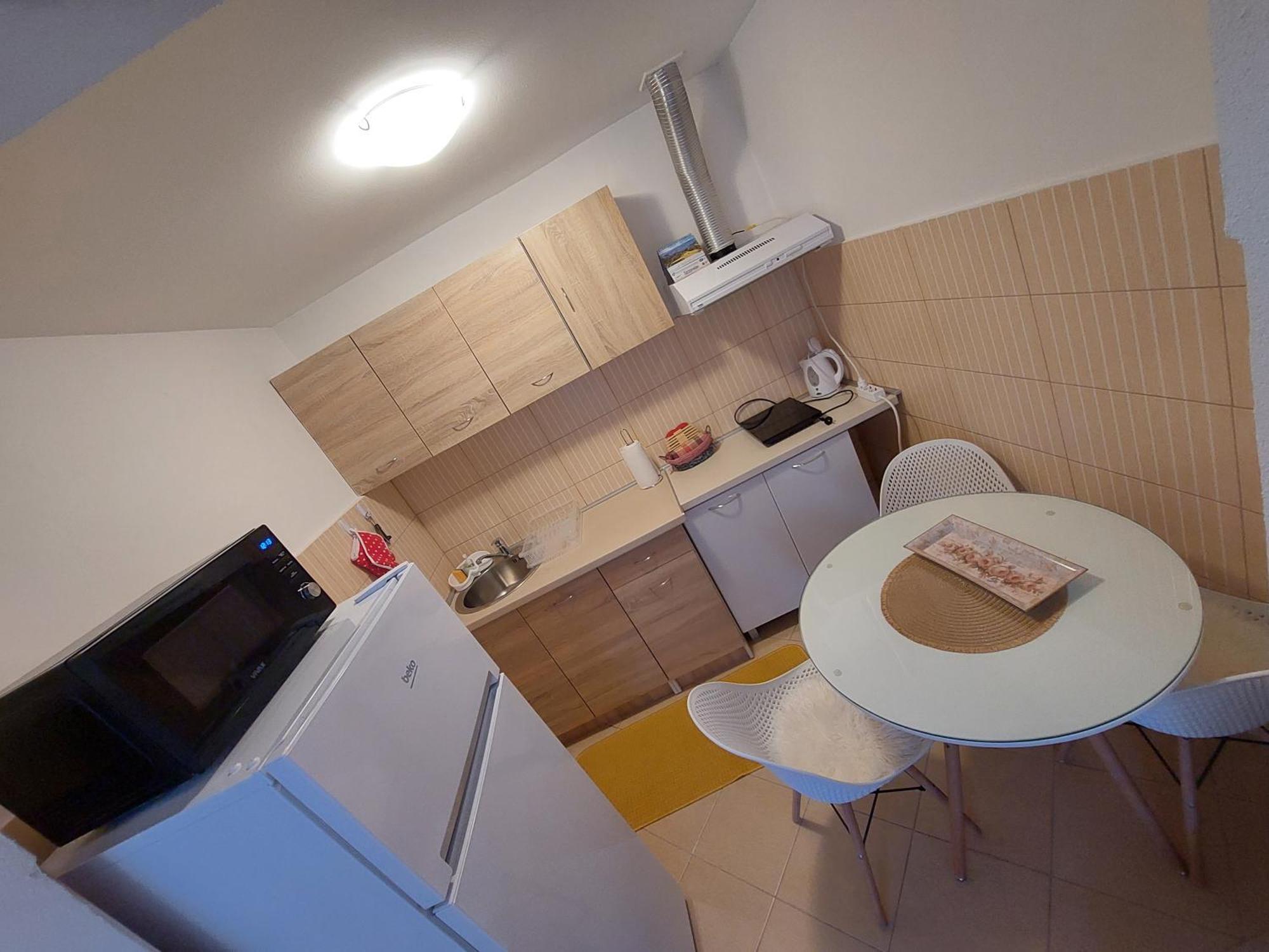 Ljubovic Apartman ポドゴリツァ エクステリア 写真